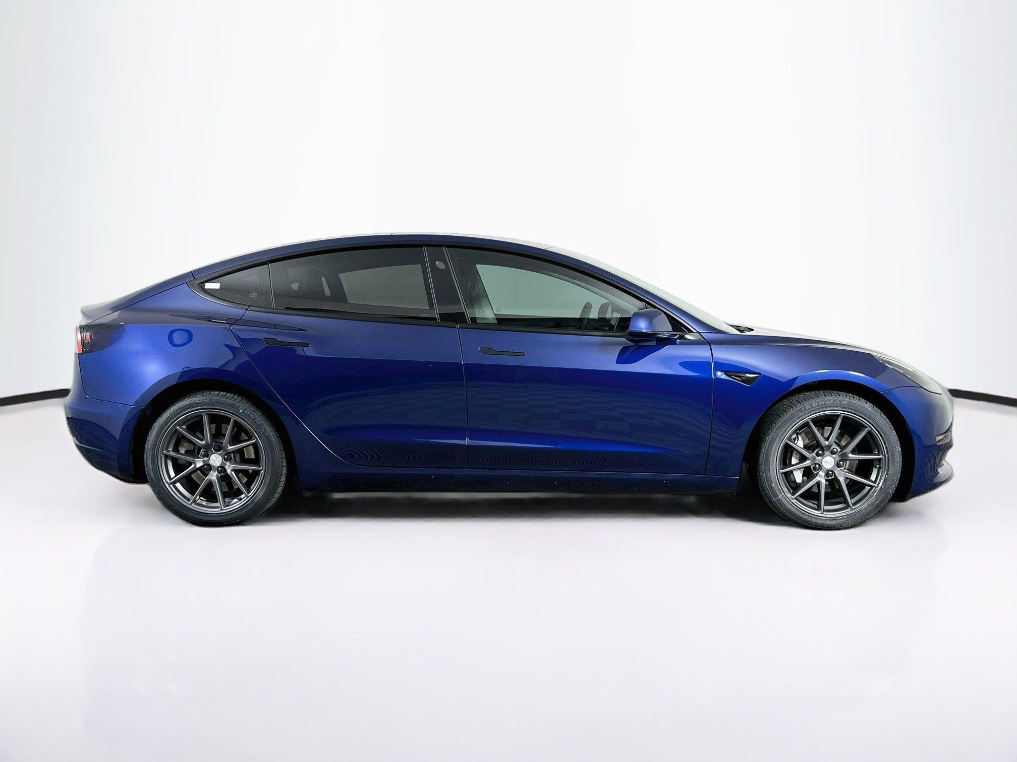 Used 2023 Tesla Model 3 Standard Range RWD image 10