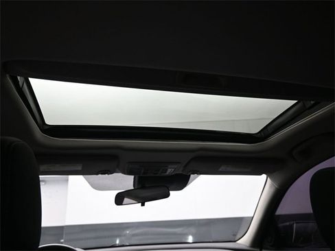 Used 2020 Honda Civic EX image 4