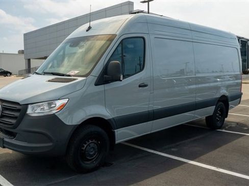 New 2024 Mercedes-Benz Sprinter 3500 image 1