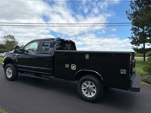 Used 2022 Ford F350 XL w/ STX Appearance Package AWD/4WD image 3