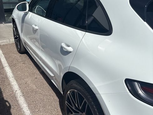 Used 2024 Porsche Macan image 10