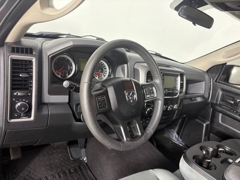 Used 2018 RAM 1500 Express w/ Express Value Package AWD/4WD image 16