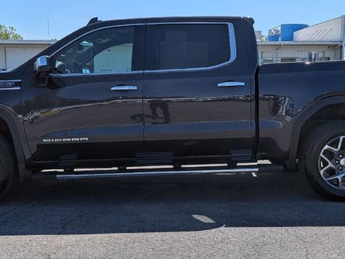 Used 2024 GMC Sierra 1500 SLT w/ SLT Premium Plus Package AWD/4WD image 6