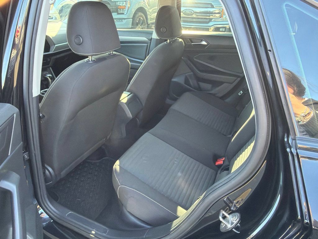 Used 2024 Volkswagen Jetta S FWD image 13