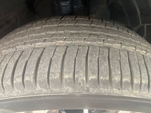 Certified 2026 Subaru Ascent Limited AWD/4WD image 9