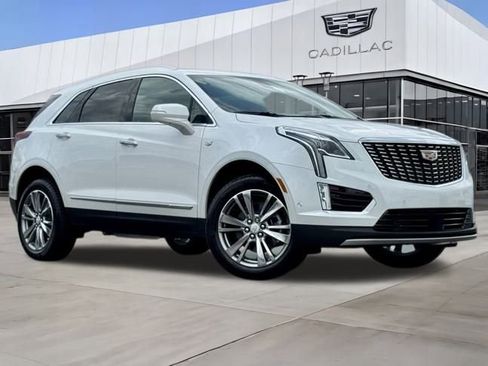 New 2025 Cadillac XT5 Premium Luxury w/ Technology Package image 2