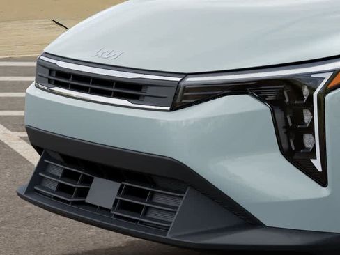 New 2026 Kia K4 FWD image 12
