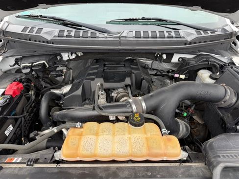 Used 2016 Ford F150 XLT w/ Equipment Group 302A Luxury image 23