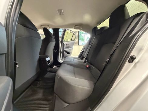 Used 2022 Toyota Corolla LE FWD image 49