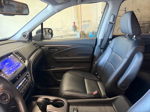Used 2017 Honda Pilot EX-L image 32