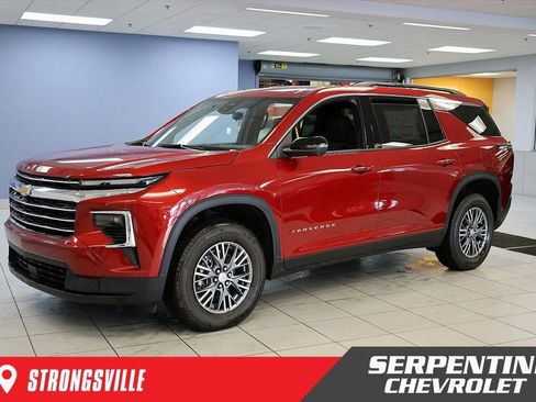 New 2025 Chevrolet Traverse LT w/ Enhanced Driving Package image 2