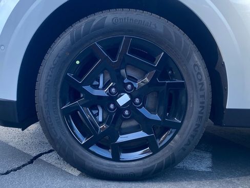 New 2026 Kia Carnival SX Prestige image 9