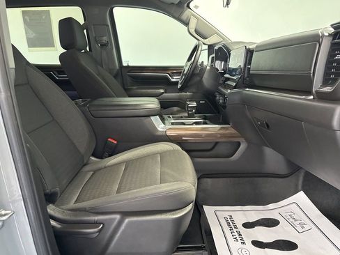 Used 2024 Chevrolet Silverado 1500 LT Trail Boss w/ Convenience Package II AWD/4WD image 23