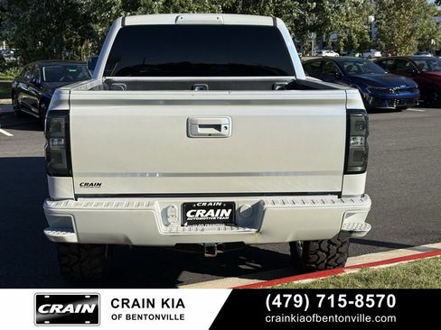 Used 2018 Chevrolet Silverado 1500 LT w/ All Star Edition image 6