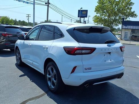 Used 2023 Ford Escape ST-Line w/ Tech Pack #1 FWD image 3