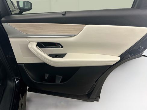 Used 2024 MAZDA CX-90 Plug-In Hybrid w/ Premium Plus AWD/4WD image 34
