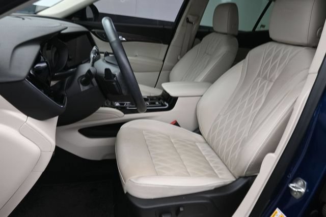 Used 2023 Buick Envision Avenir FWD image 23
