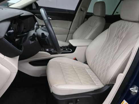 Used 2023 Buick Envision Avenir FWD image 23