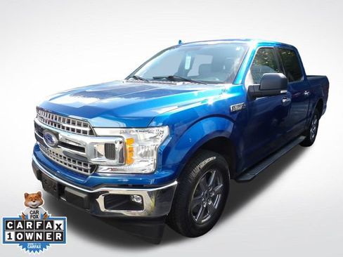 Certified 2018 Ford F150 XLT w/ Equipment Group 302A Luxury RWD image 3