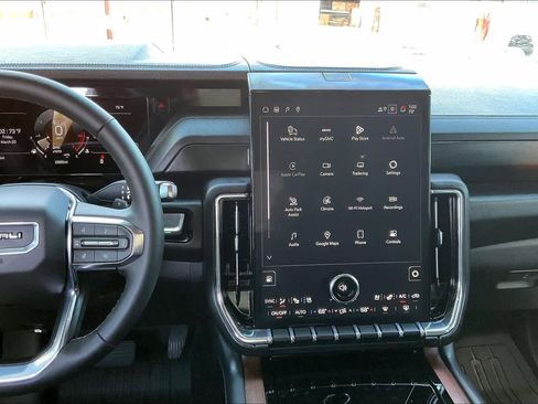Used 2026 GMC Yukon XL Denali w/ Sun & Power Step Package RWD image 11