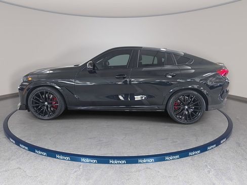 Used 2024 BMW X6 M60i image 11
