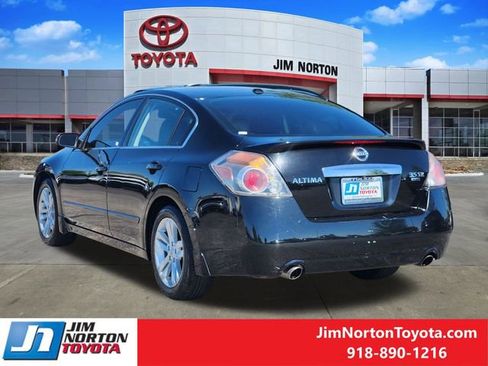Used 2012 Nissan Altima 3.5 SR w/ Sport Pkg FWD image 8