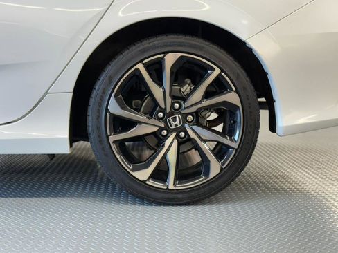 Used 2021 Honda Civic Sport image 13