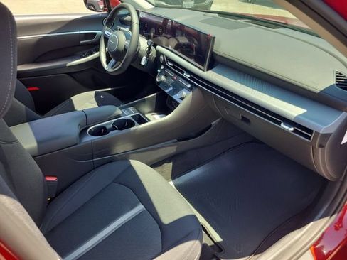 New 2026 Hyundai Sonata SEL FWD image 23