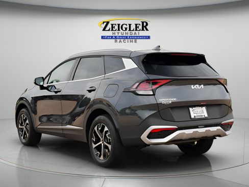 Used 2024 Kia Sportage EX AWD/4WD image 5