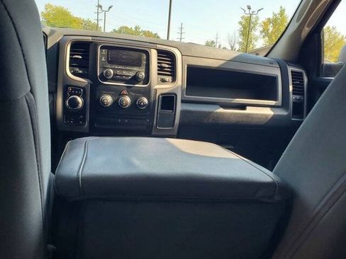 Used 2014 RAM 1500 Express AWD/4WD image 40