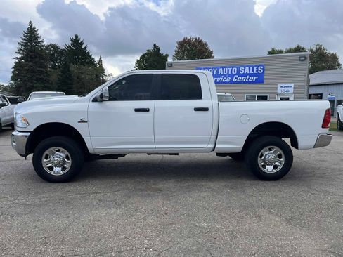 Used 2018 RAM 2500 SLT image 1