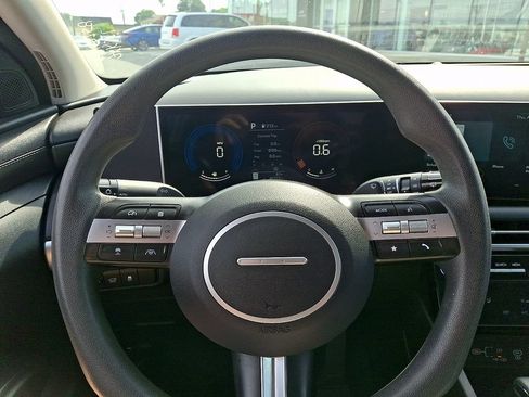 Used 2025 Hyundai Tucson SEL FWD image 19