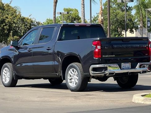 Used 2022 Chevrolet Silverado 1500 LT AWD/4WD image 6