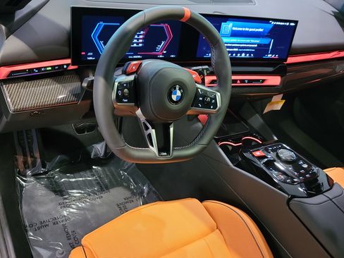 New 2026 BMW M5 Touring AWD/4WD image 14