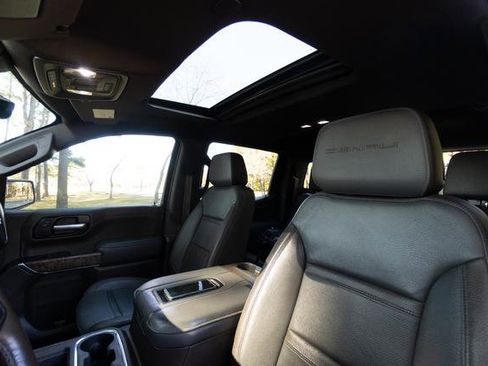 Used 2021 GMC Sierra 1500 Denali w/ Denali Ultimate Package image 28