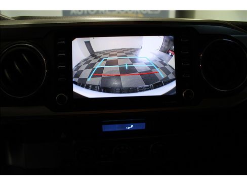 Used 2021 Toyota Tacoma SR5 image 31