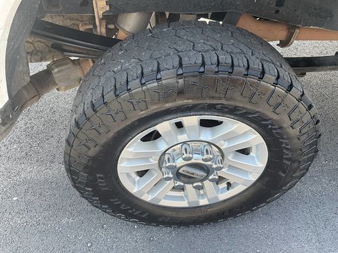 Used 2019 Ford F250 XLT w/ XLT Value Package AWD/4WD image 44