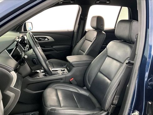 Used 2023 Chevrolet Traverse LT w/ LT Premium Package FWD image 31