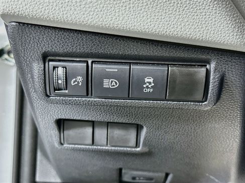 Used 2026 Toyota Corolla Cross L FWD image 17