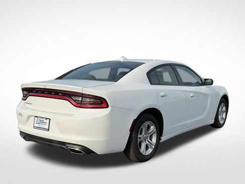 Used 2023 Dodge Charger SXT image 3