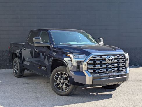 Used 2024 Toyota Tundra Platinum image 3