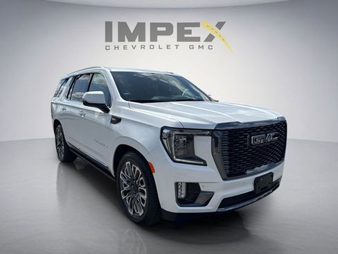 Used 2023 GMC Yukon Denali Ultimate AWD/4WD image 7