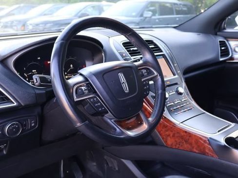Used 2019 Lincoln Nautilus Reserve w/ Ultimate Package AWD/4WD image 10