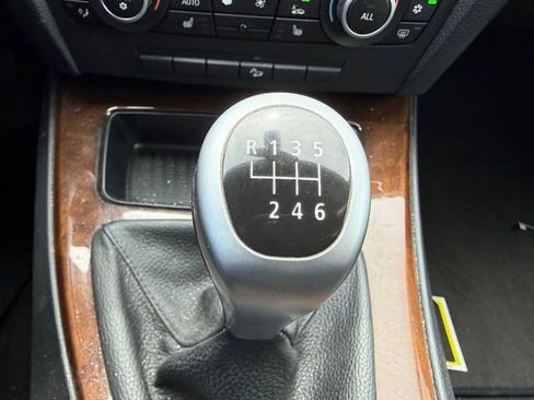 Used 2010 BMW 328i xDrive Sedan AWD/4WD image 14