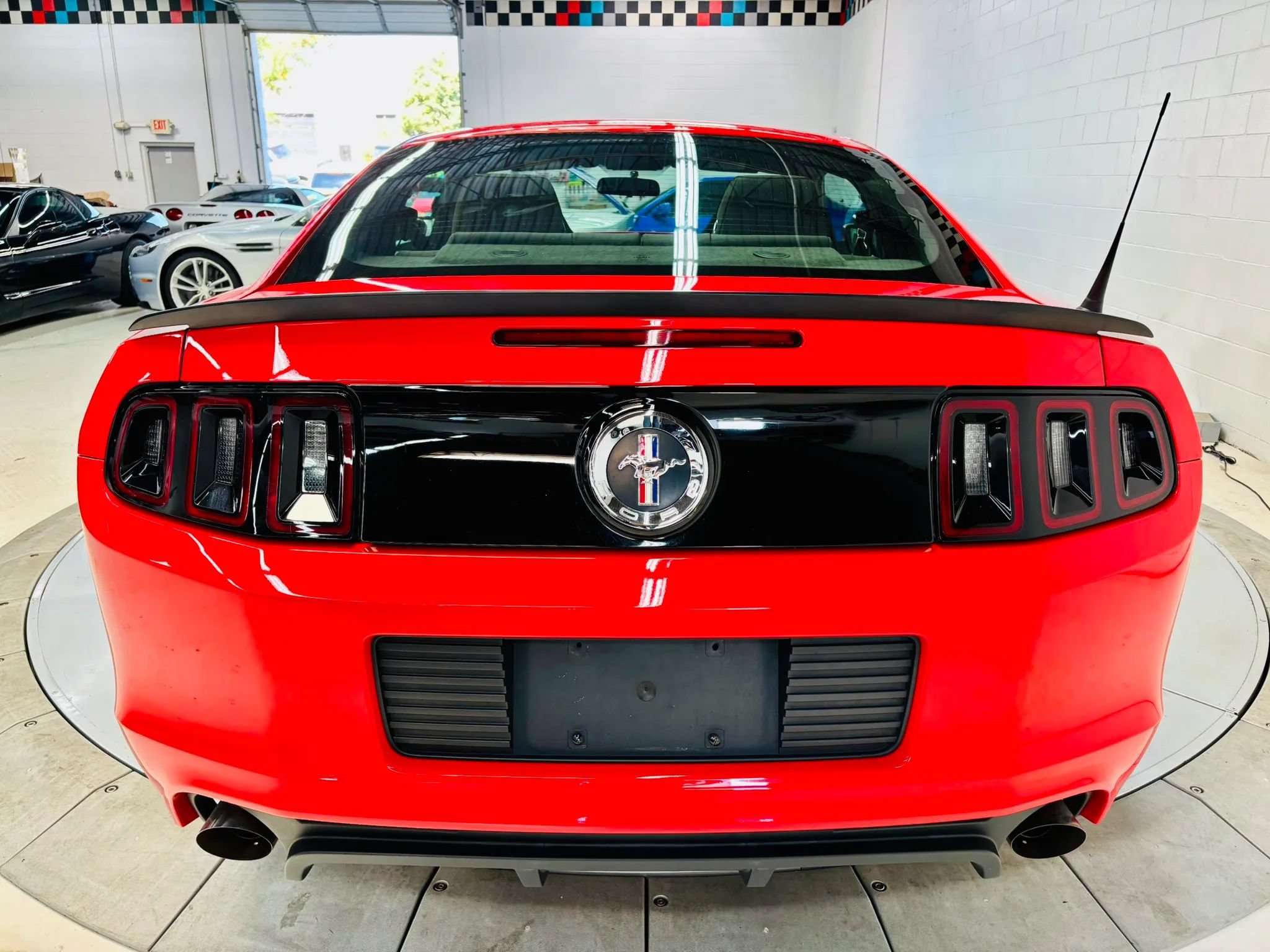 Used 2013 Ford Mustang Boss 302 RWD image 19