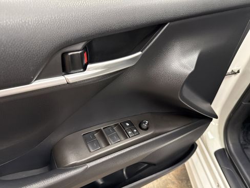 Used 2023 Toyota Camry SE w/ Convenience Package image 24