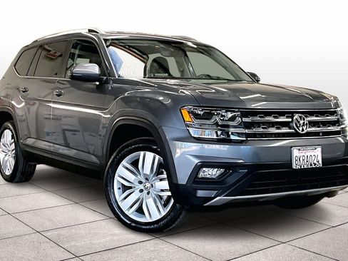 Used 2019 Volkswagen Atlas SE w/ Towing Package image 2