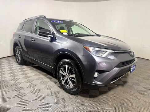 Used 2018 Toyota RAV4 XLE AWD/4WD image 9