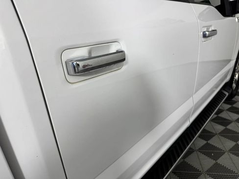 Used 2019 Ford F150 XLT w/ Equipment Group 302A Luxury AWD/4WD image 26