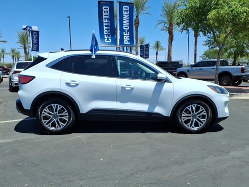 Certified 2022 Ford Escape SEL FWD image 3